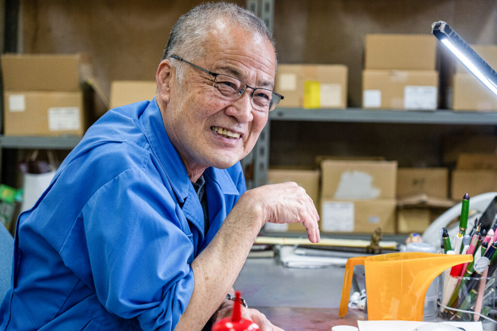 セーラー万年筆に就職した経緯を語る石丸さん