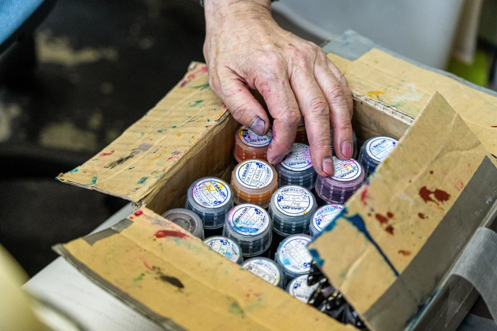 ブレンド前のインクが入っている箱