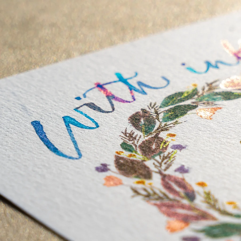 with ink.が光っている様子の写真