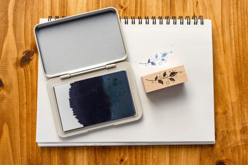 グラデーションのスタンプパッドで押したスタンプ