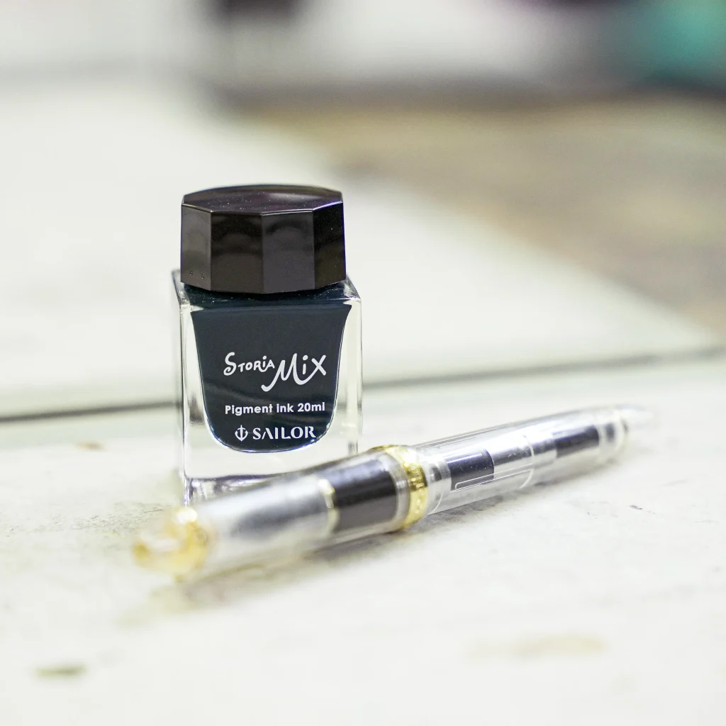 太宰治を描くのに使用した画材１