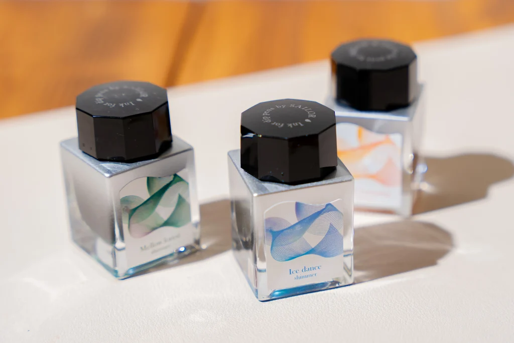 シマーインク3色の写真