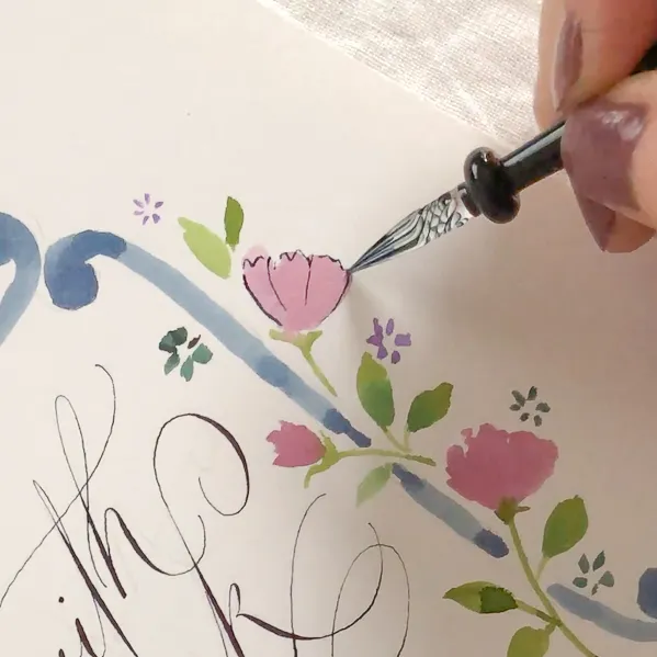 イラストのアウトラインを描いている様子１