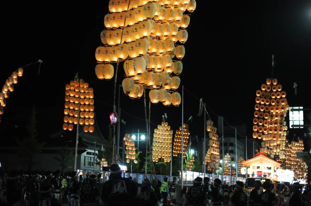 竿燈祭りの様子