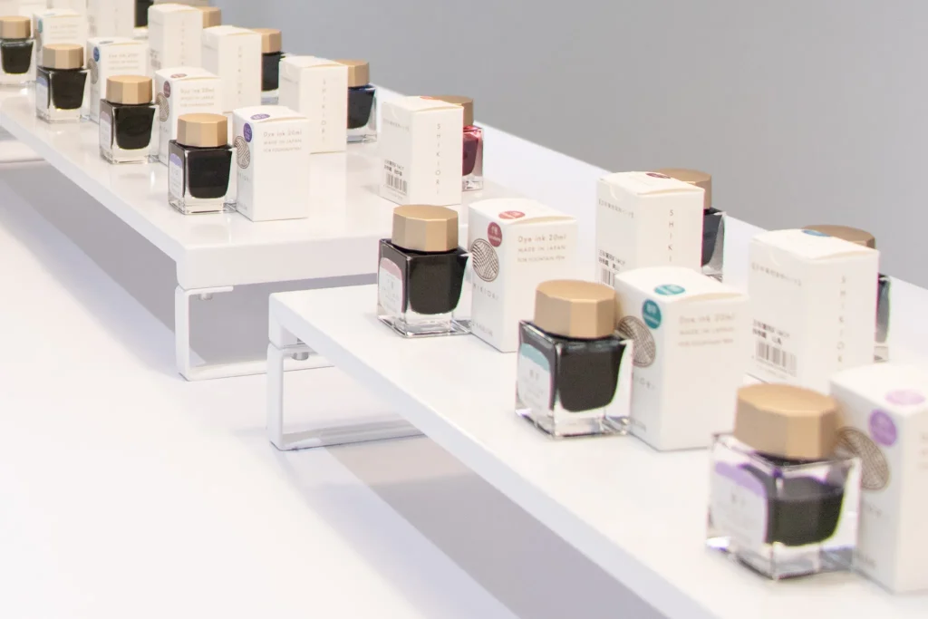 四季織シリーズが並んだ様子